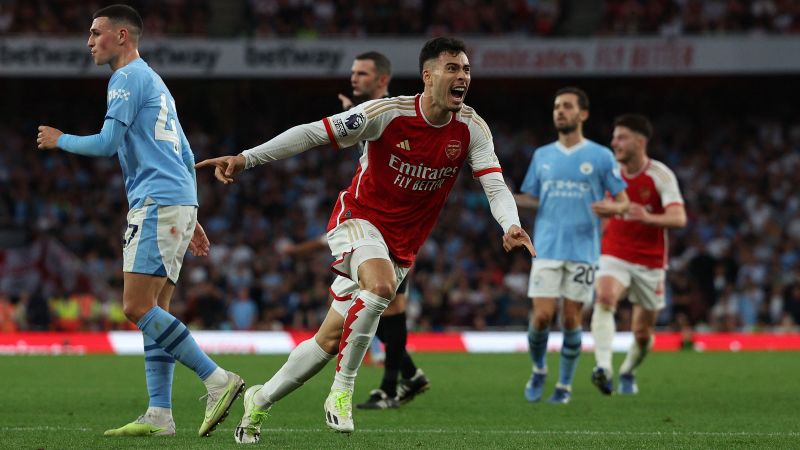 Late deflected Gabriel Martinelli goal gives Arsenal narrow victory over Manchester City