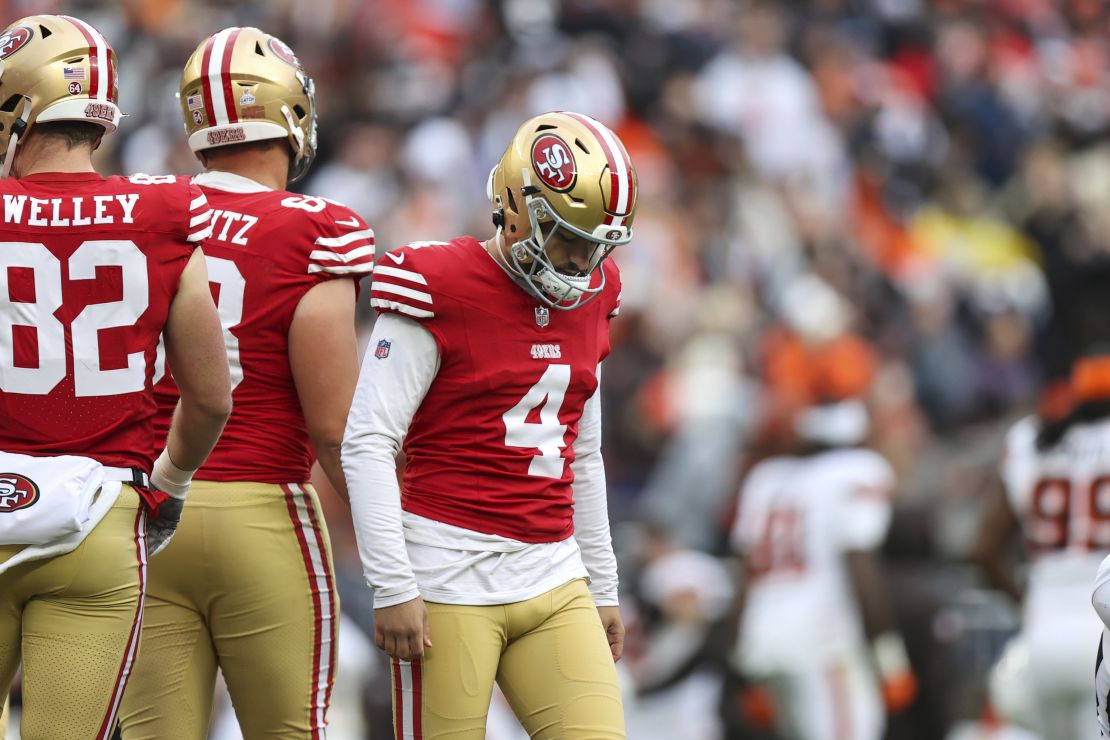 CLEVELAND, OH - OCTOBER 15: San Francisco 49ers place kicker Jake Moody (4) reacts after missing a 41-yard field goal wide right with 0:09 left in the fourth quarter of the National Football League game between the San Francisco 49ers and Cleveland Browns on October 15, 2023, at Cleveland Browns Stadium in Cleveland, OH. (Photo by Frank Jansky/Icon Sportswire via Getty Images)