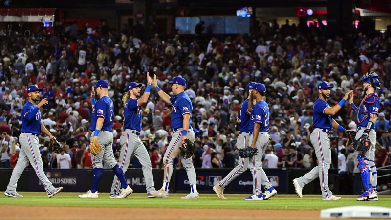 Texas Rangers extend remarkable road run to win Game 3 and take 2-1 World Series over Arizona Diamondbacks