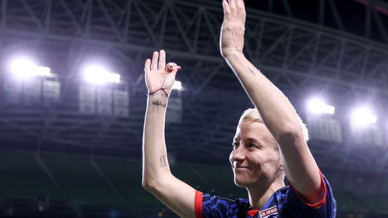 Megan Rapinoe honored in front of record crowd as she nears retirement