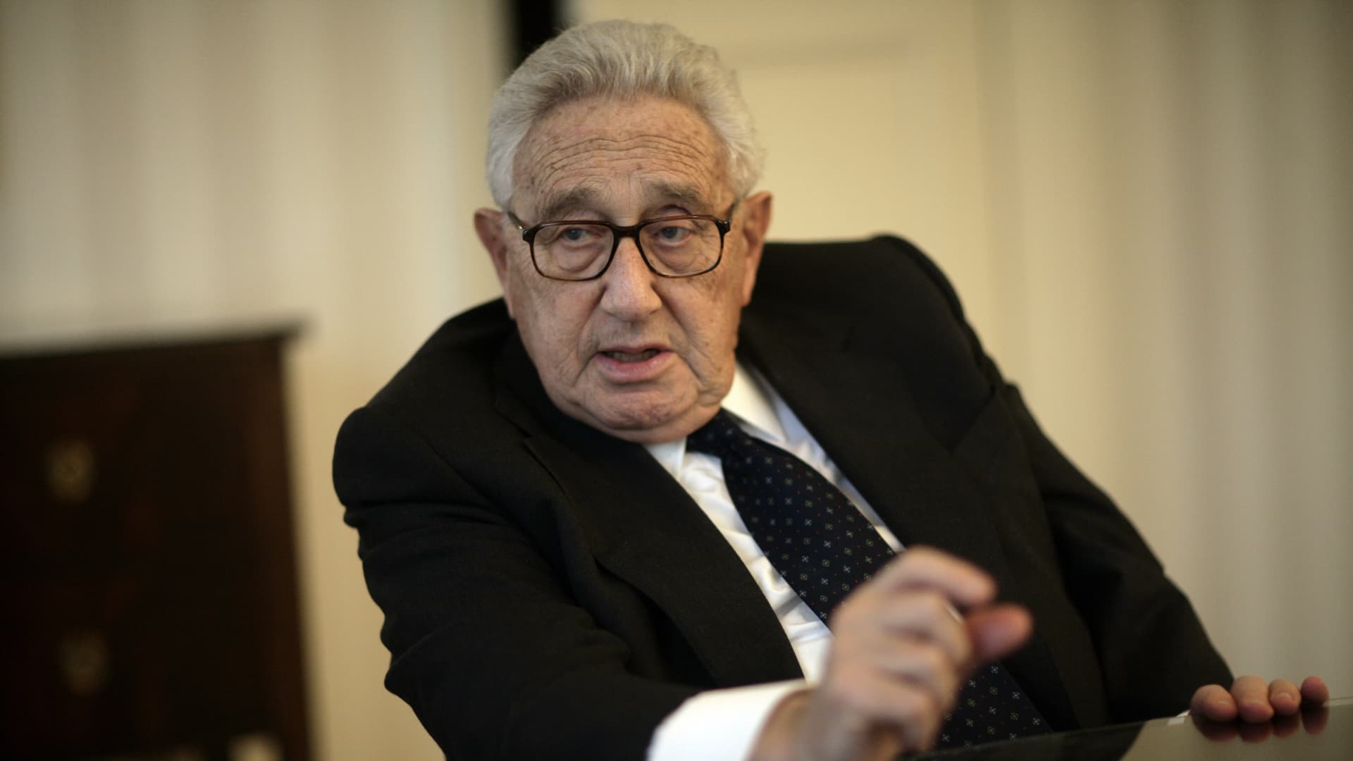 Henry Kissinger, the towering American diplomat, dies at age 100