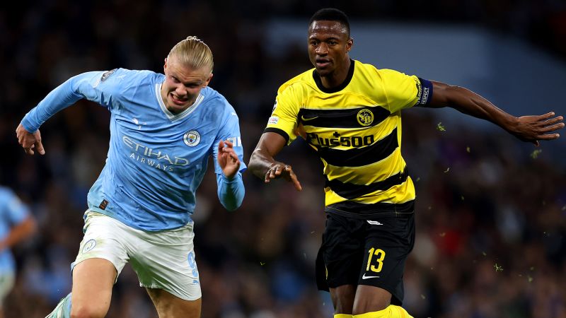 Erling Haaland reluctantly gives jersey to Young Boys’ captain at halftime of Man City’s Champions League rout