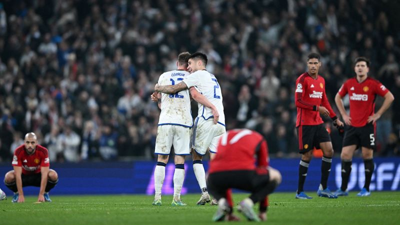 Manchester United stunned by Copenhagen in seven-goal Champions League thriller