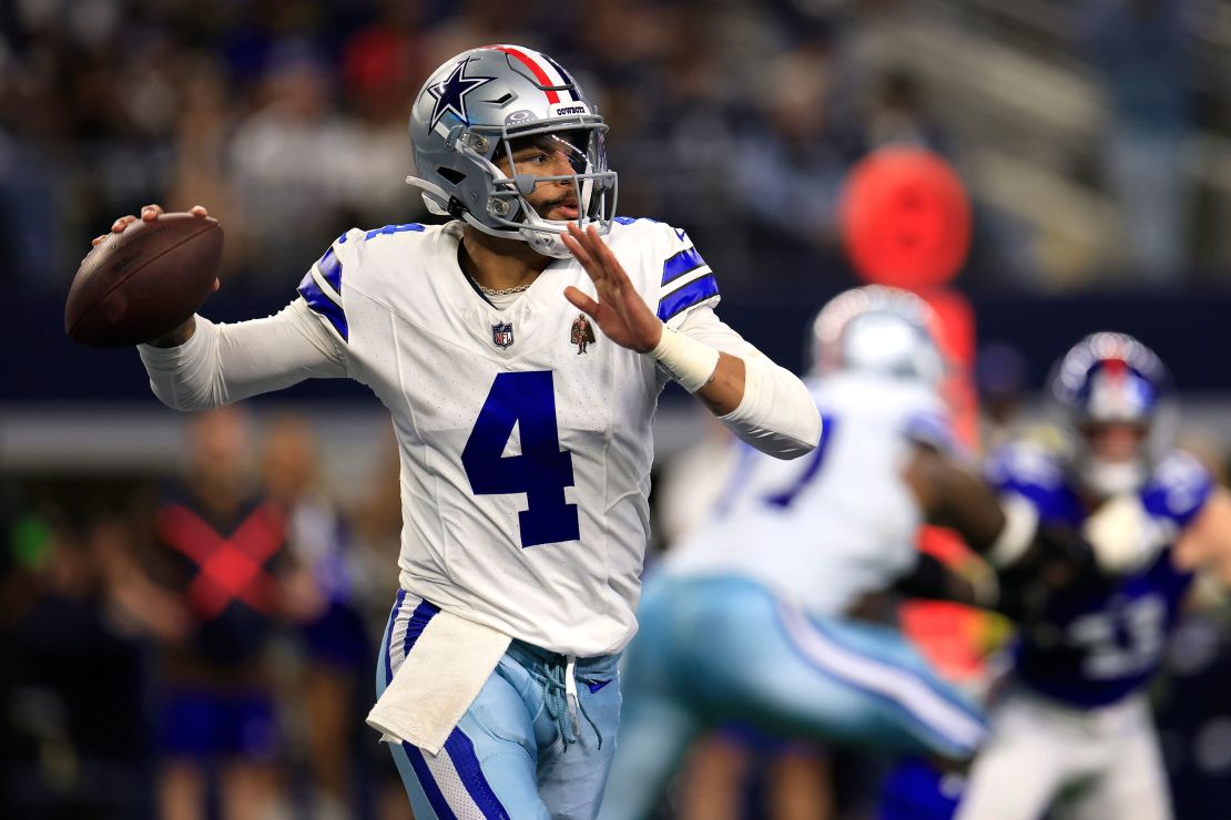 ARLINGTON, TEXAS - NOVEMBER 12: Dak Prescott #4 of the Dallas Cowboys throws a pass during the third quarter against the New York Giants at AT&T Stadium on November 12, 2023 in Arlington, Texas. (Photo by Ron Jenkins/Getty Images)