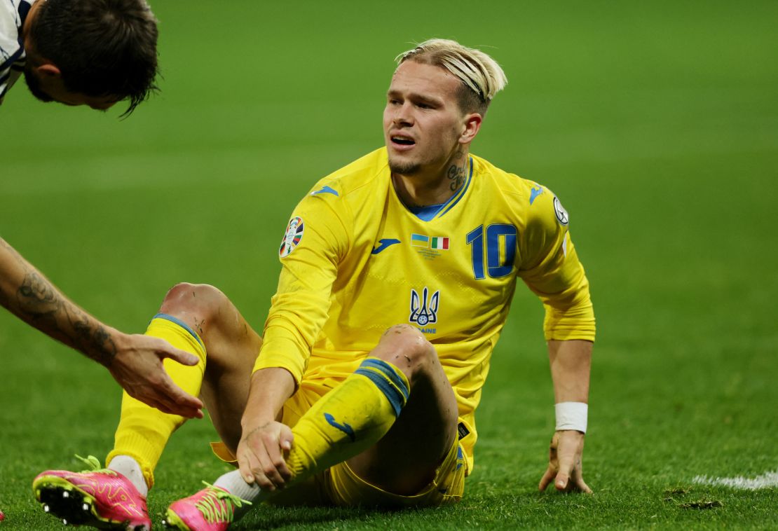 Soccer Football - Euro 2024 Qualifier - Group C - Ukraine v Italy - BayArena, Leverkusen, Germany - November 20, 2023
Ukraine's Mykhailo Mudryk reacts after having a penalty appeal turned down REUTERS/Thilo Schmuelgen