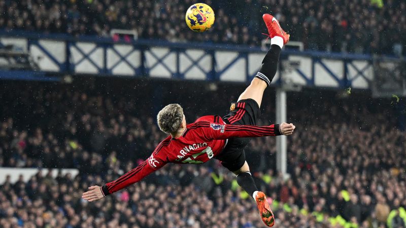 Alejandro Garnacho’s ‘beautiful’ bicycle kick for Manchester United ‘gets better every time you see it’