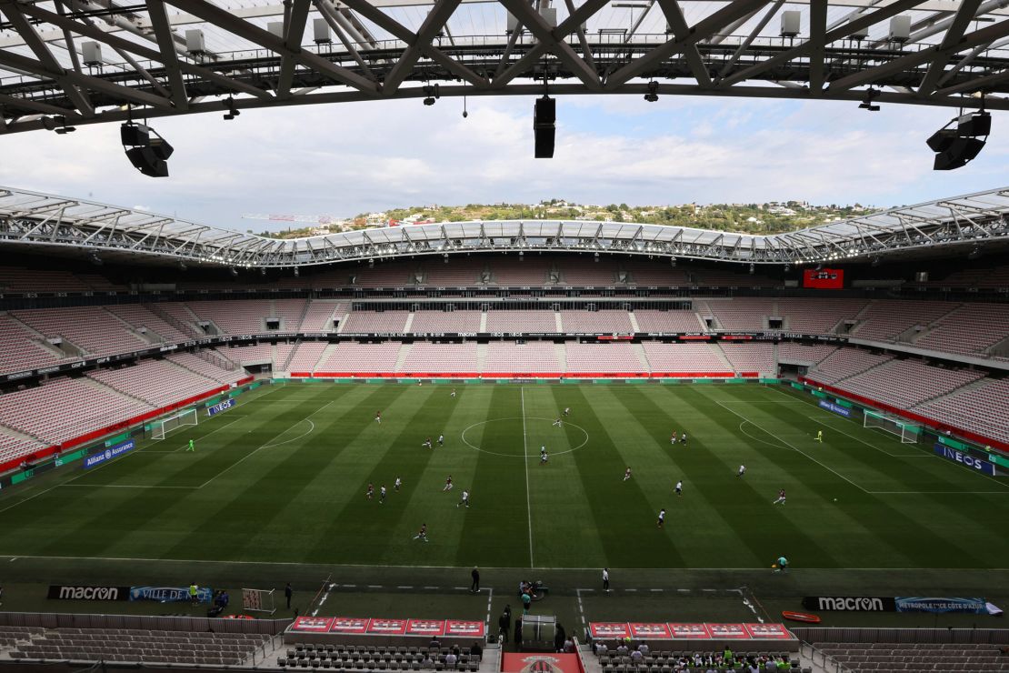 A photograph shows a general view of players competing without supporters during the French L1 "Huis clos" football match between O.G.C Nice and F.C des Girondins de Bordeaux at "Allianz Riviera" stadium in Nice, southeastern France, on August 28, 2021. - The French Ligue 1 game between Nice and Marseille was abandoned on August 22, 2021 when fans of the home side invaded the pitch and angrily confronted opposing player Dimitri Payet, who had thrown a bottle lobbed at him back into the crowd, before an ugly brawl broke out involving players and spectators. (Photo by Valery HACHE / AFP) (Photo by VALERY HACHE/AFP via Getty Images)