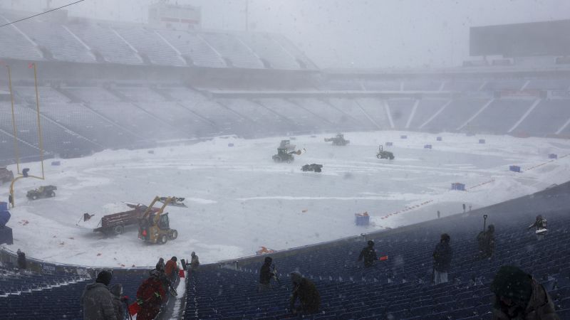 NFL Super Wild Card Monday: Bills vs. Steelers expected to go ahead despite winter storm conditions, Bucs host Eagles