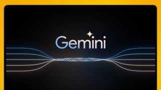 Das Google Gemini-Logo auf einem Laptop-Bildschirm vor einem orangefarbenen Hintergrund