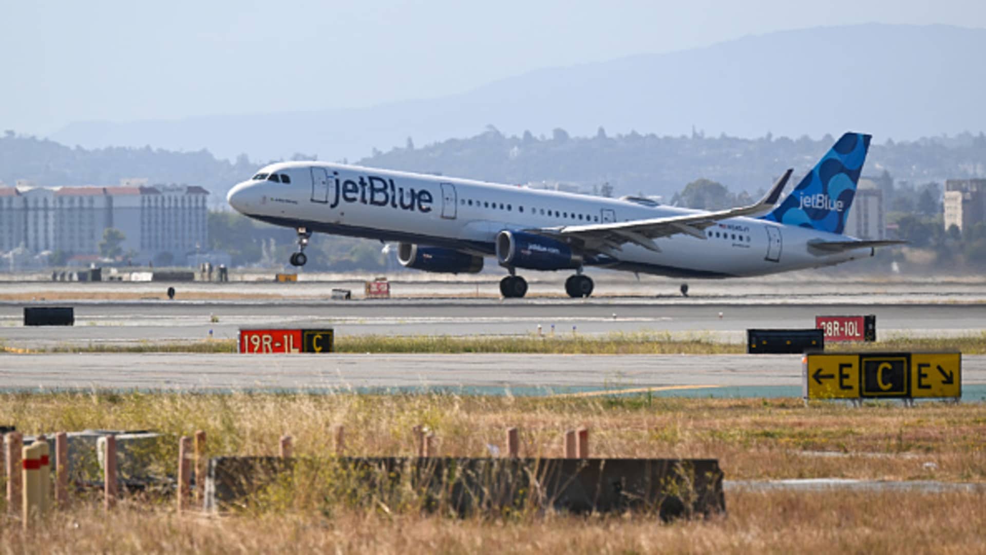 Stocks making the biggest moves midday: Unity Software, JetBlue, Juniper Networks and more