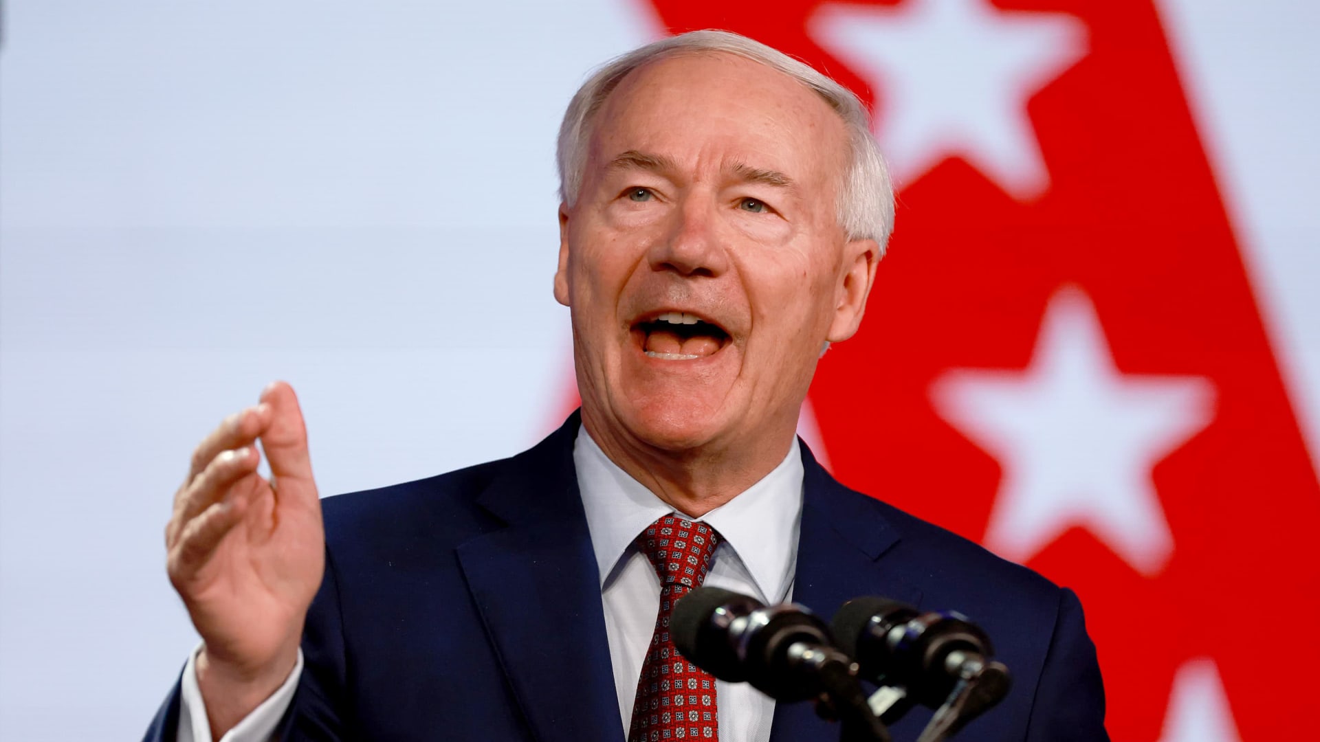 Asa Hutchinson drops out of GOP primary, with Trump, Haley and DeSantis remaining