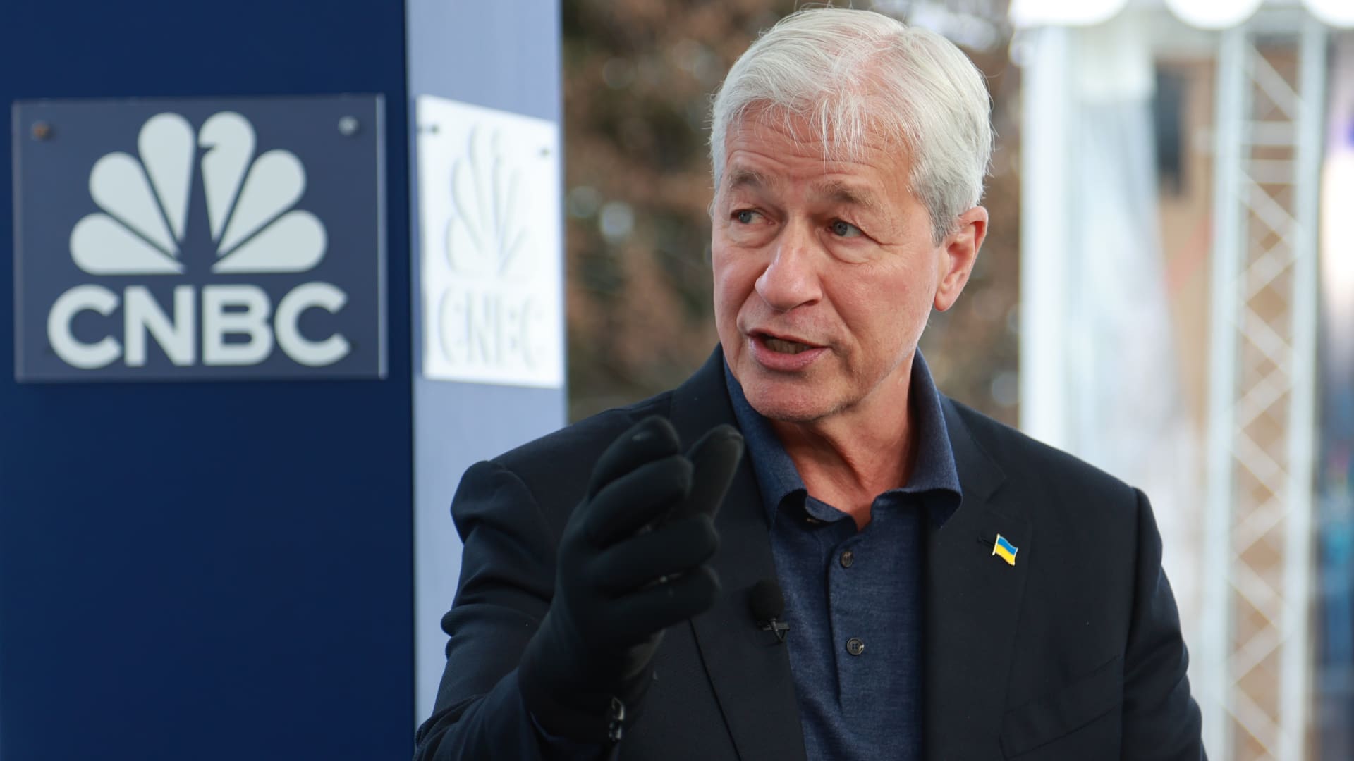 Jamie Dimon warns ‘all these very powerful forces’ will impact U.S. economy in 2024 and 2025