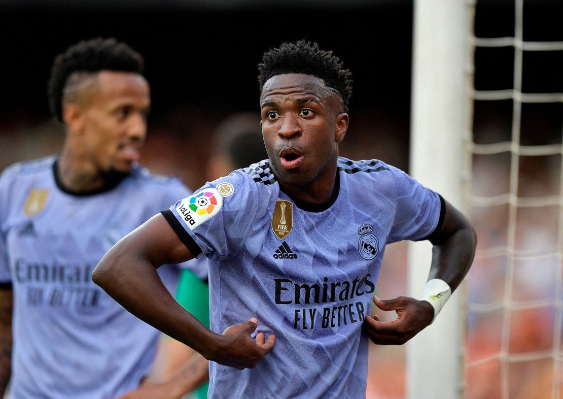 Soccer Football - LaLiga - Valencia v Real Madrid - Mestalla, Valencia, Spain - May 21, 2023
Real Madrid's Vinicius Junior imitates the abuse directed towards him by a fan  REUTERS/Pablo Morano     TPX IMAGES OF THE DAY