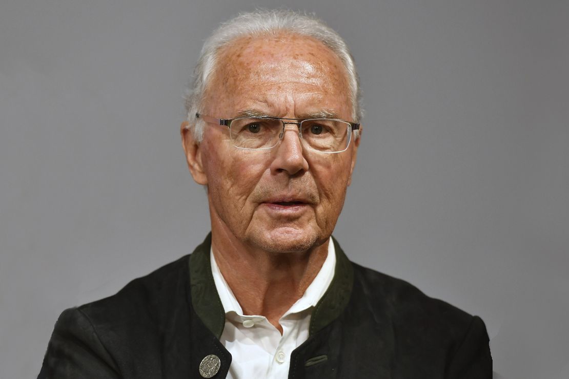 German Bundesliga, FC Bayern Munich - Hannover 96, Allianz Arena, Munich, May 4, 2019. Munich won 3:1. +++ Franz BECKENBAUER (Ehrenpraesident FC Bayern Muenchen), Einzelbild,angeschnittenes Einzelmotiv,Portraet,Portrait,Portraet. Fussball 1. Bundesliga, 32.Spieltag,Spieltag32, FC Bayern Muenchen M) - Hannover 96 (H 3-1, am 04.05.2019 in Muenchen A L L I A N Z A R E N A, DFL REGULATIONS PROHIBIT ANY USE OF PHOTOGRAPHS AS IMAGE SEQUENCES AND/OR QUASI-VIDEO. (Photo by ddp images/Sipa USA)(Sipa via AP Images)