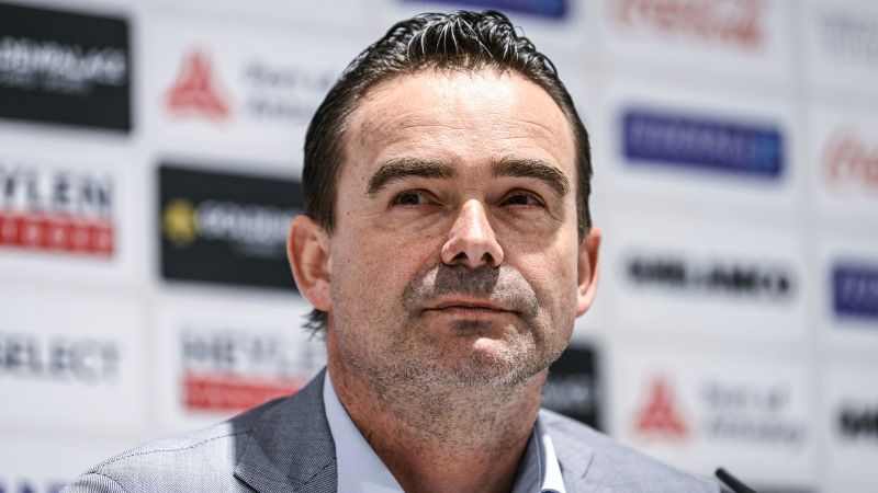 He sent inappropriate messages to women colleagues. Now soccer great Marc Overmars has been banned from world football