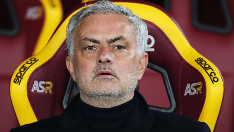 AS Roma sacks Jose Mourinho with ‘immediate effect’ and appoints club legend Daniele De Rossi