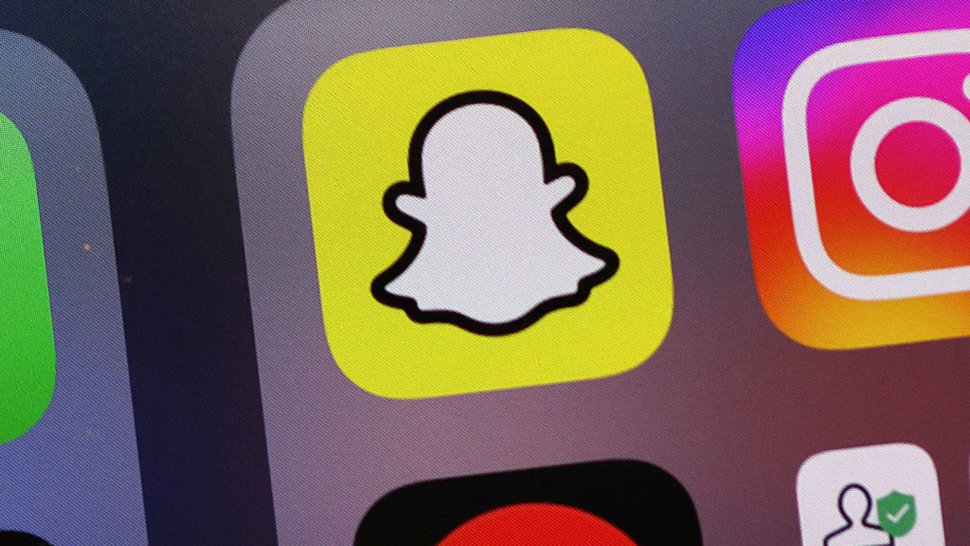 Stocks making the biggest moves before the bell: Snap, Uber, Chipotle, Alibaba and more