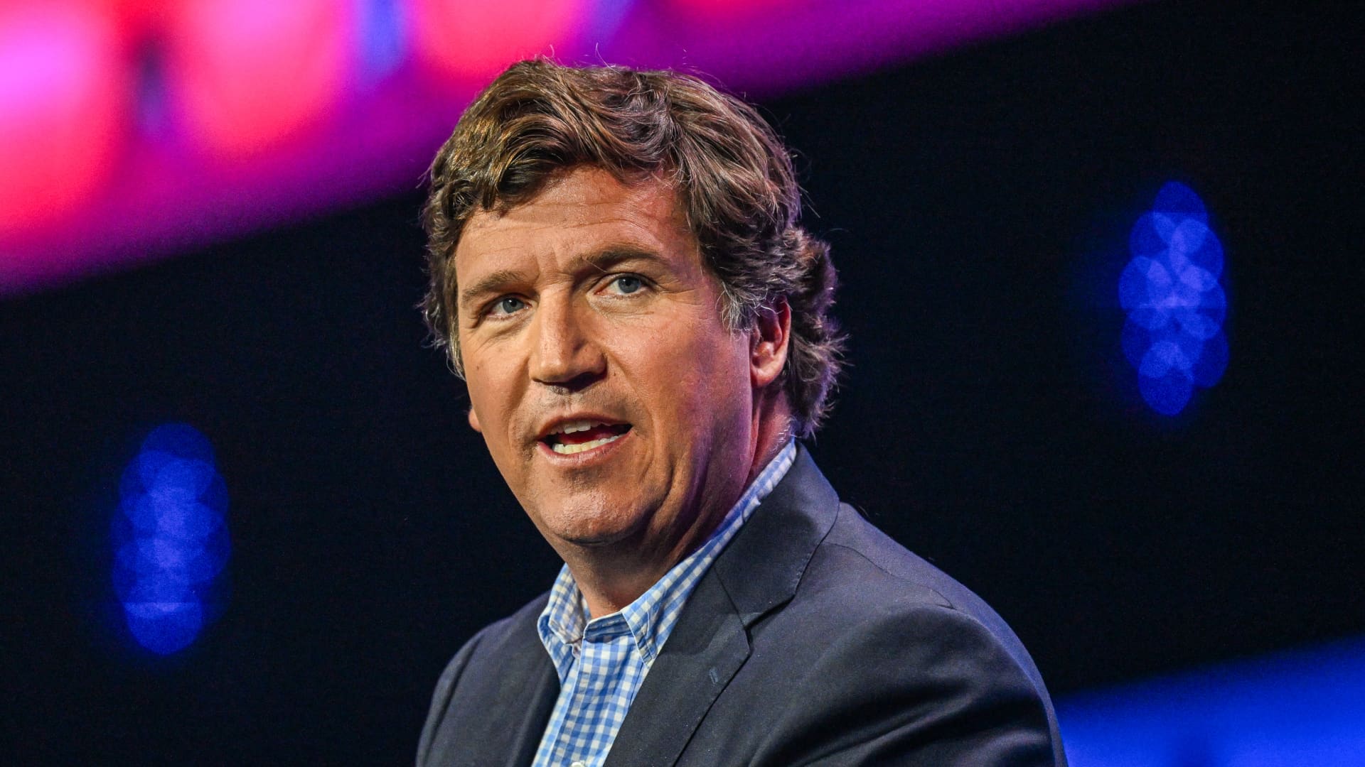 Tucker Carlson set to interview Vladimir Putin