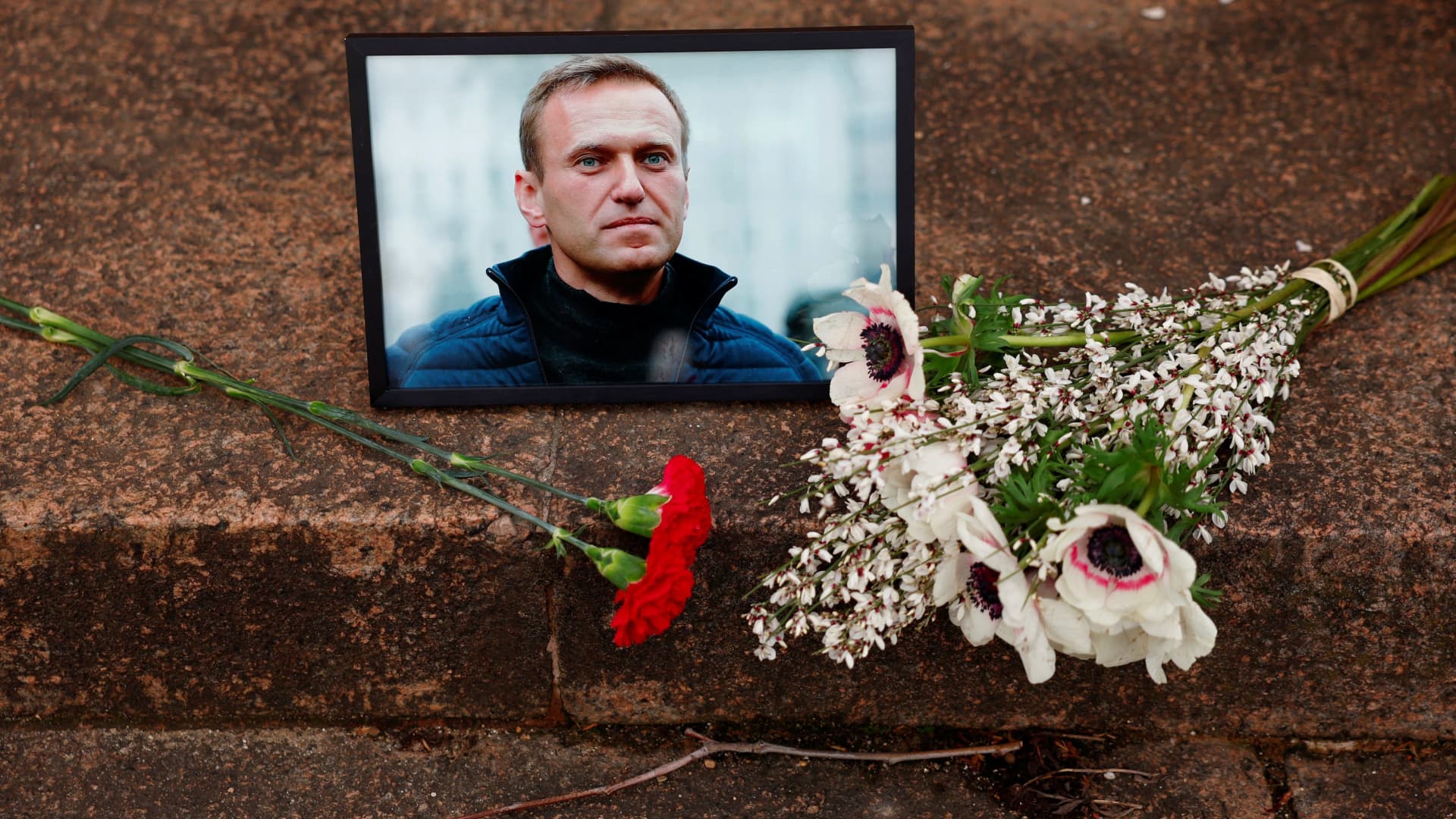 Jailed Russian opposition leader Navalny dies, Russian media says; Ukraine withdraws some troops from Avdiivka