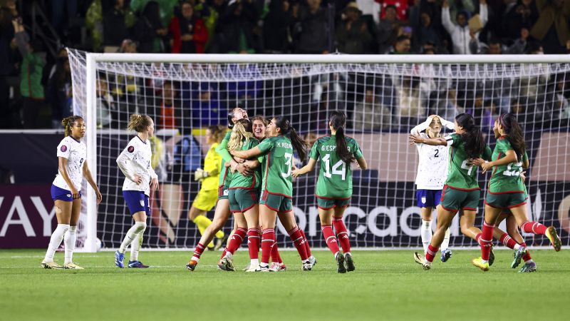 US women lose second-ever match against Mexico, 2-0, in huge soccer upset