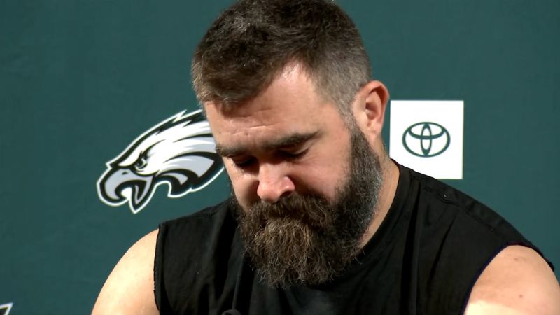 Jason Kelce gives emotional goodbye during retirement announcement