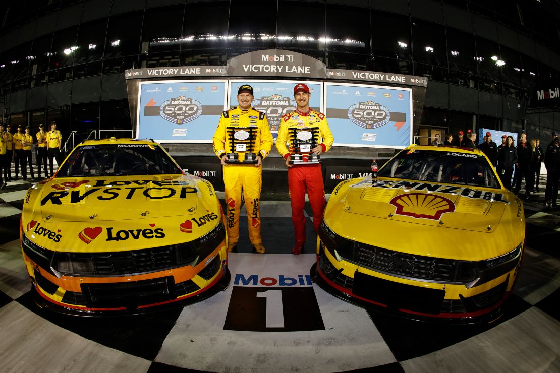 Michael McDowell (left) and Joey Logano will start on the front row for the 500.