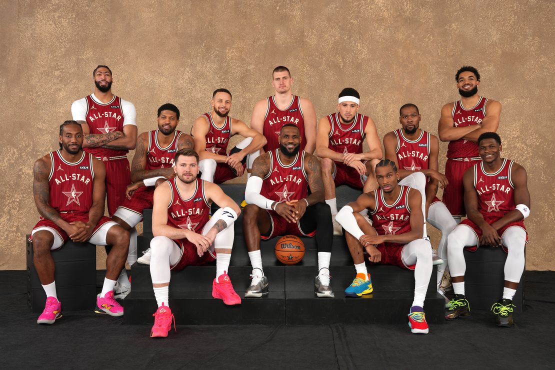 James and the Western Conference All-Stars.