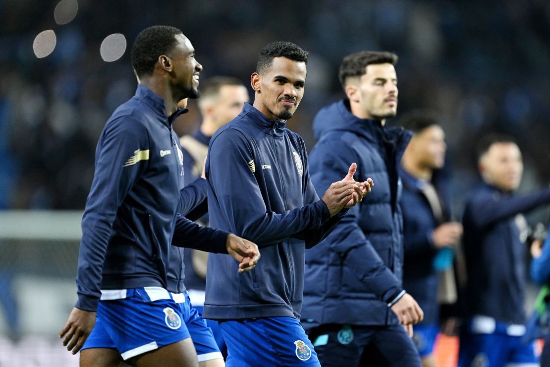 Galeno applauds the fans following his match-winning performance.