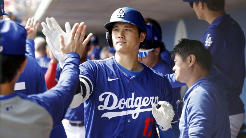 Shohei Ohtani crushes home run for Los Angeles Dodgers in Spring Training debut