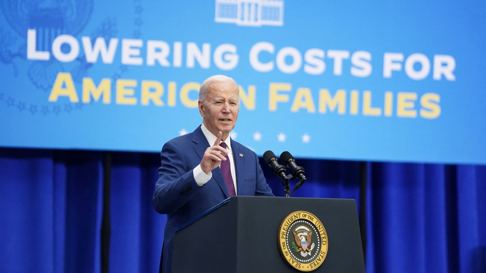 Biden’s $7.3 trillion budget for 2025 calls for taxing the rich and corporations to pay for Social Security, Medicare