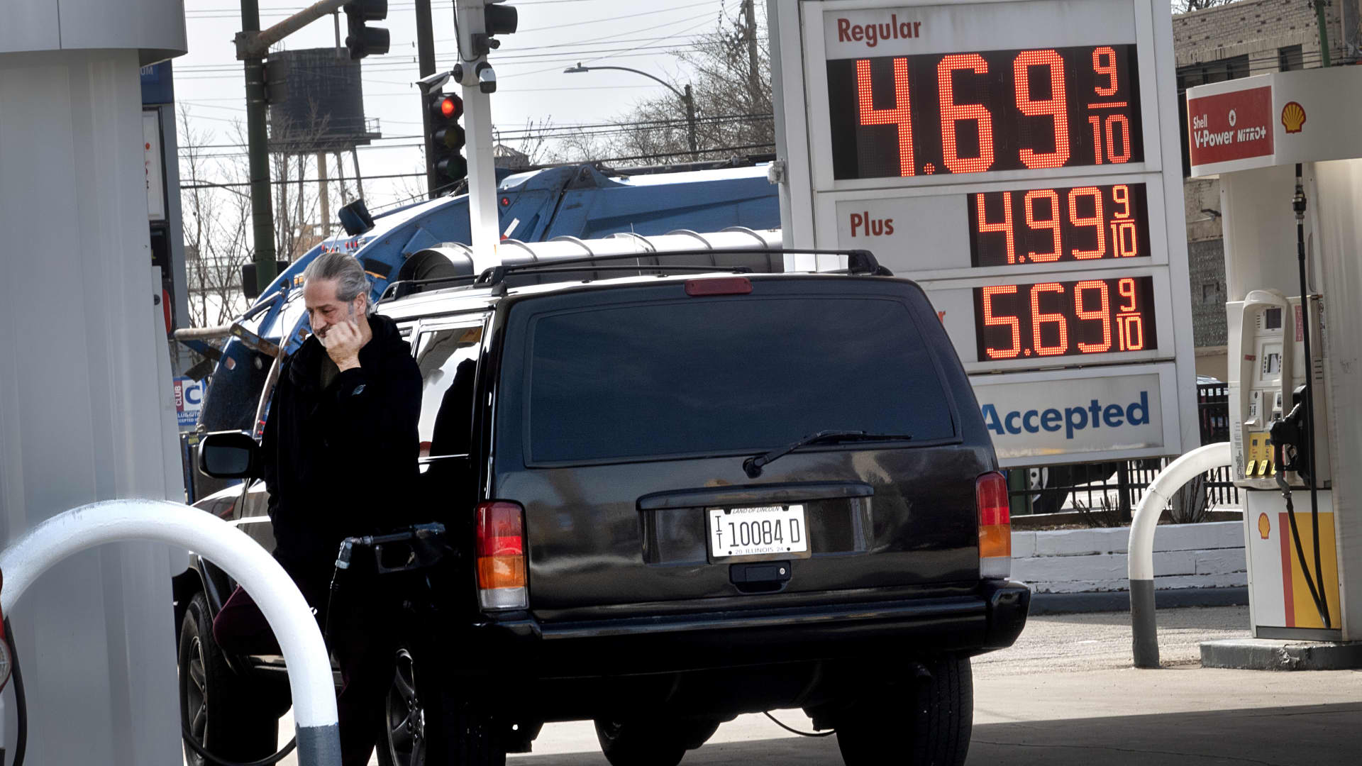 Watch CNBC’s live coverage of Friday’s key inflation data