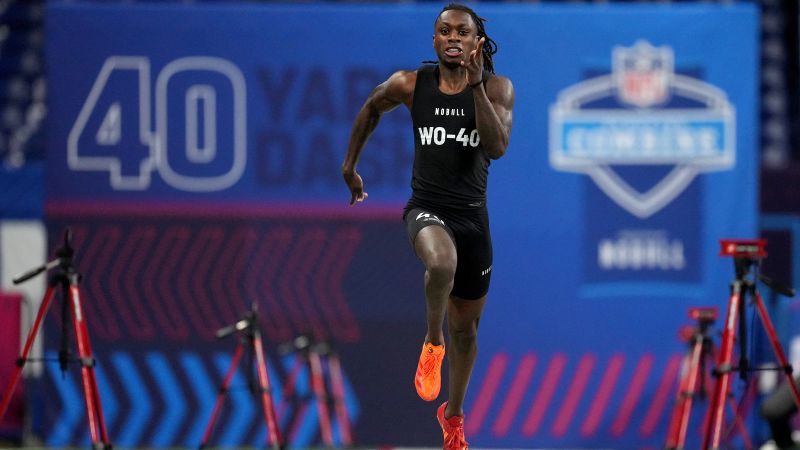 Texas wide receiver Xavier Worthy breaks NFL record for fastest 40-yard dash