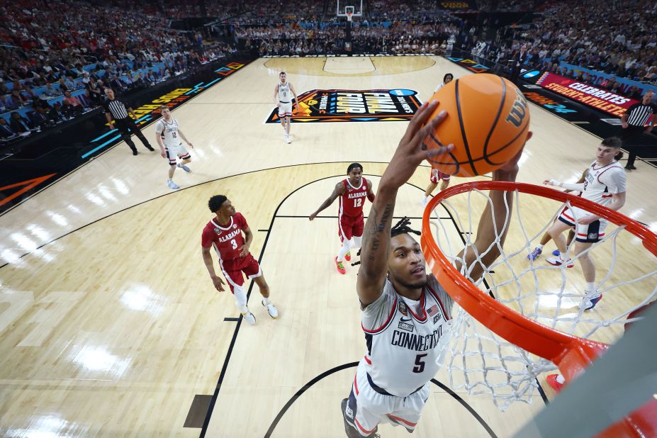 Castle dunks the ball in the first half.