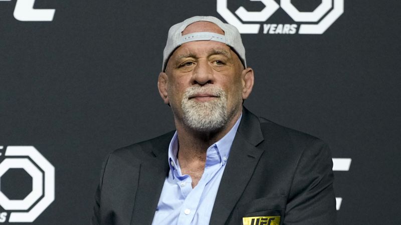 ‘I’m so lucky’: Former UFC fighter Mark Coleman is ‘breathing on his own’ after saving parents from house fire