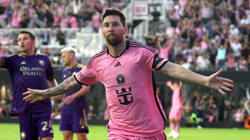 Lionel Messi and Luis Suárez both score twice as Inter Miami routs Orlando City