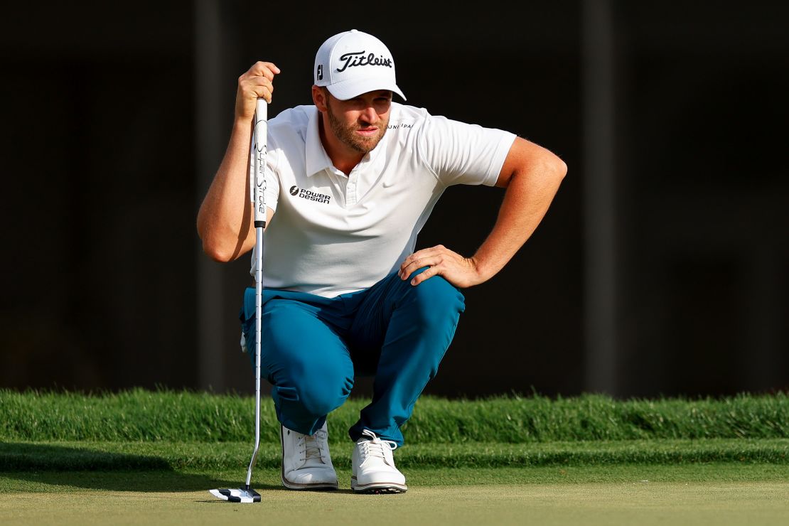 Clark lines up a putt during the third round.