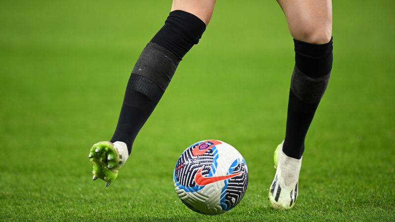 Women’s Super League game between Chelsea and Arsenal delayed due to sock snafu