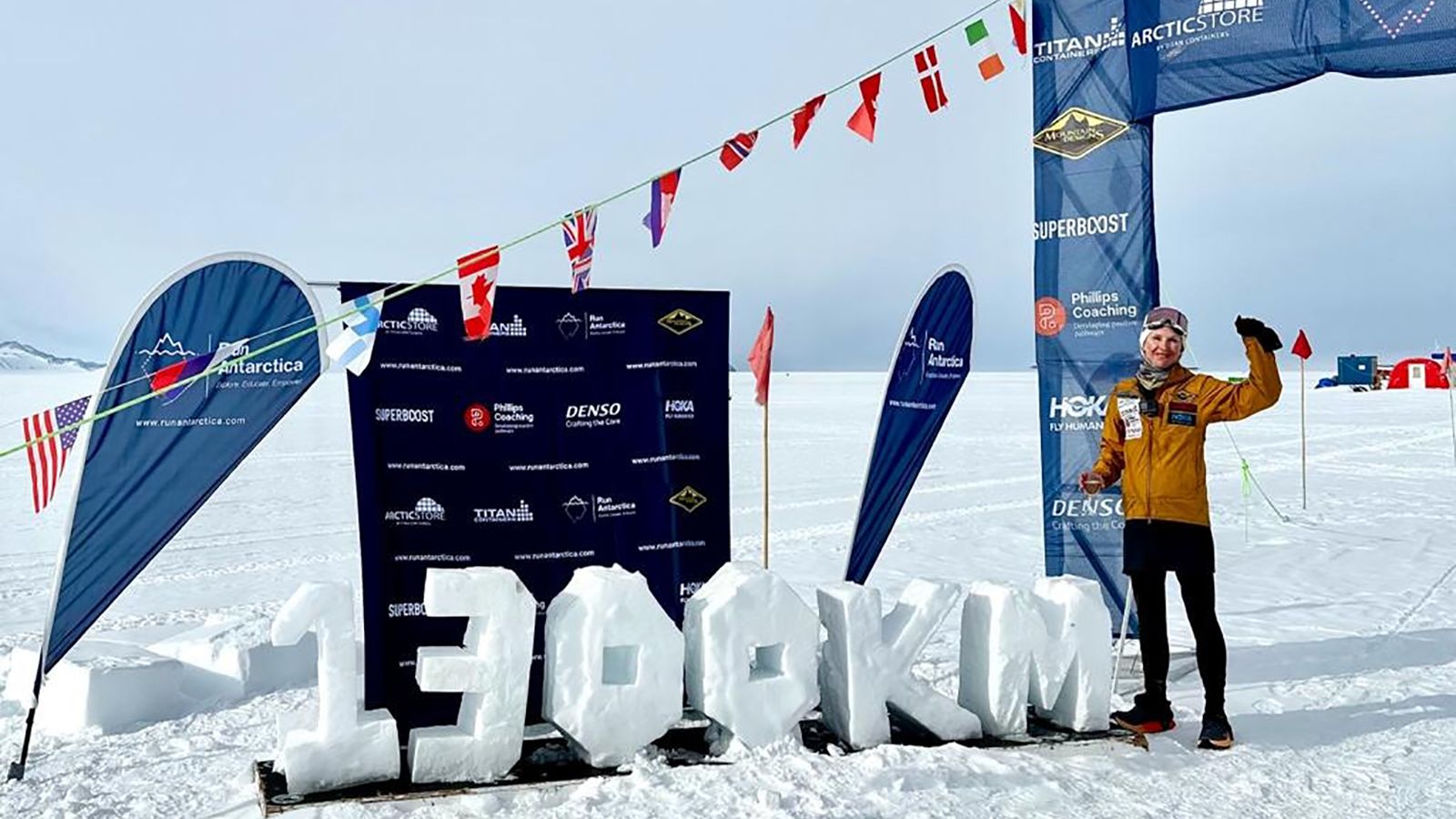 Urquhart marks setting a world record for the longest-ever run in a polar region.