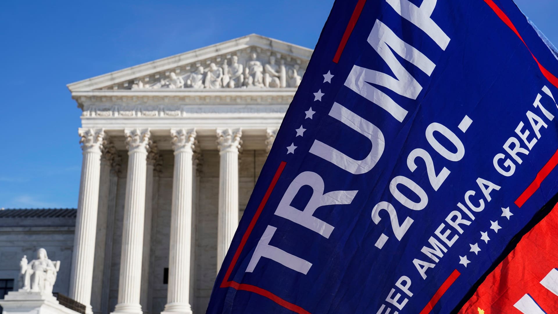 Supreme Court appears skeptical of Trump’s blanket presidential immunity argument