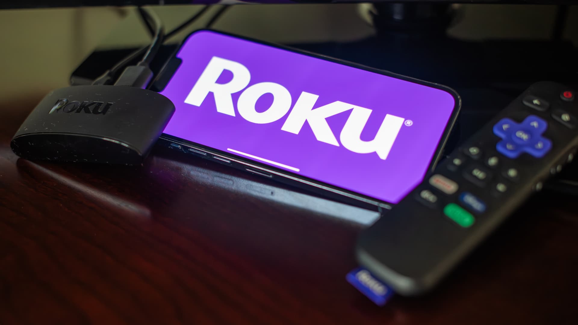 Stocks making the biggest moves midday: Tesla, Roku, Apple, SoFi, Domino’s and more