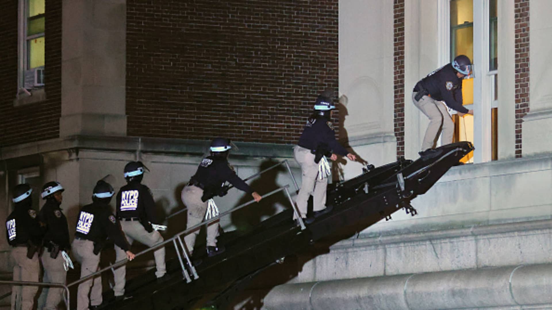 Police arrest dozens of pro-Palestinian protesters at Columbia University