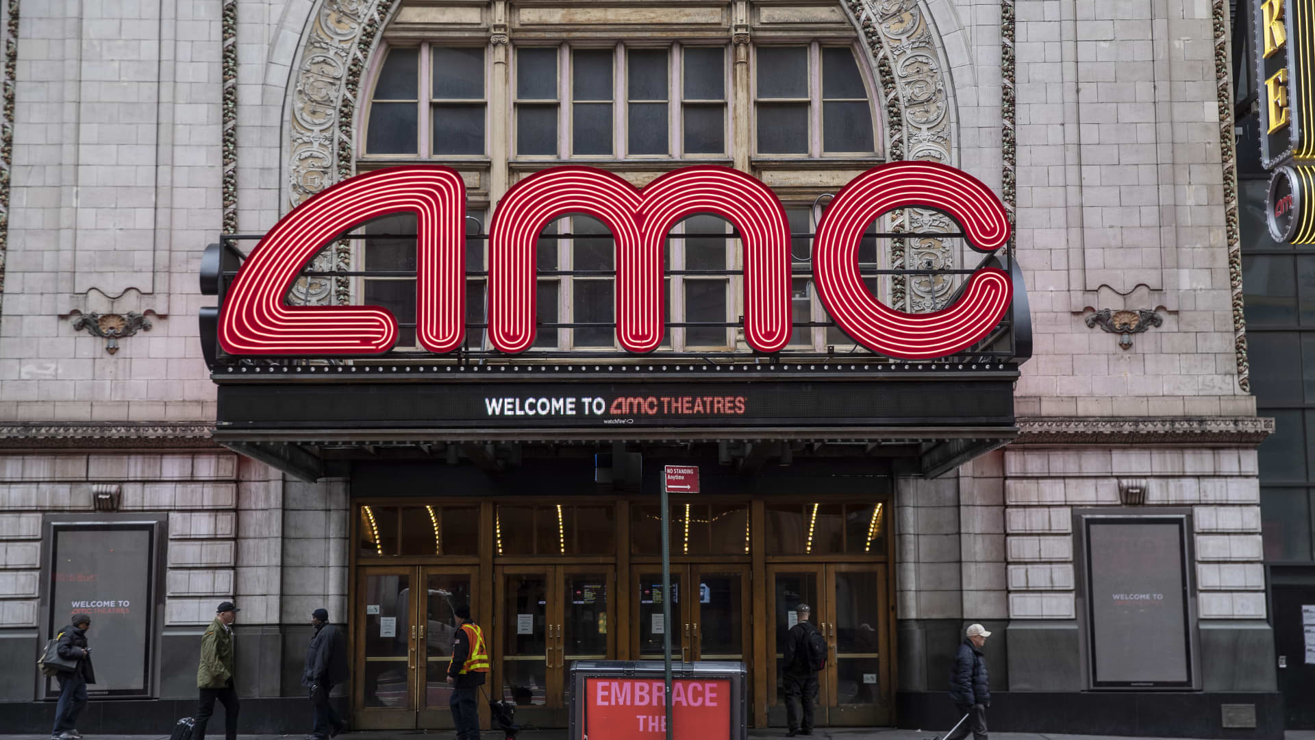 AMC completes $250 million stock sale during meme rally, shares jump 30%