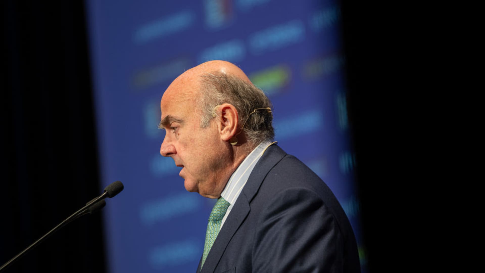 Markets underestimate geopolitical risk as raft of elections looms, ECB’s De Guindos says