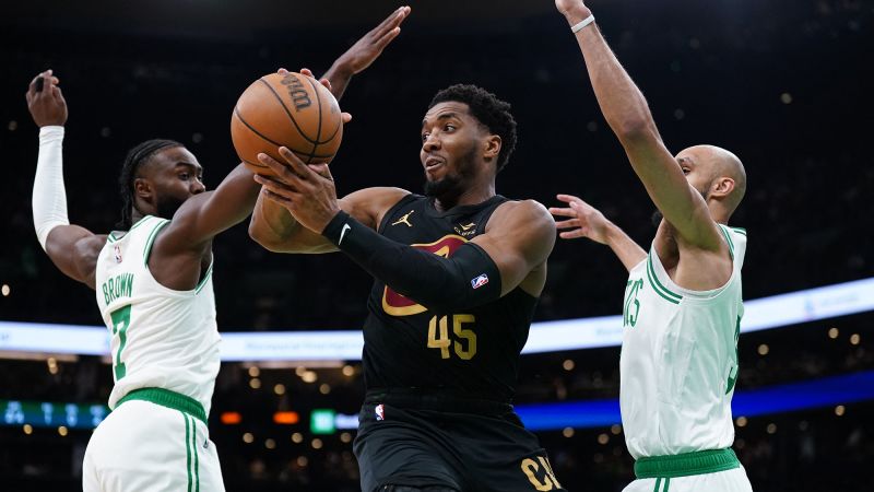 Cleveland Cavaliers stun Boston Celtics on the road 118-94 to steal Game 2 of second round series