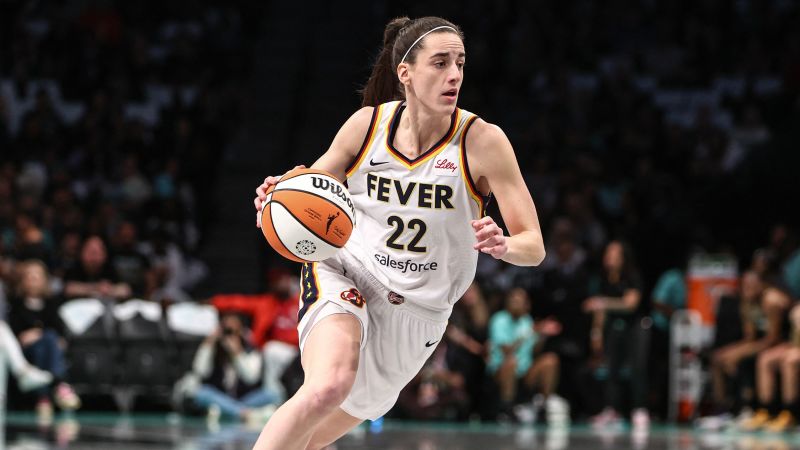 Caitlin Clark scores 22 points but winless Indiana Fever suffer third straight defeat