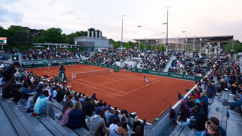 French Open officially bans alcohol in the stands following disruptive behavior