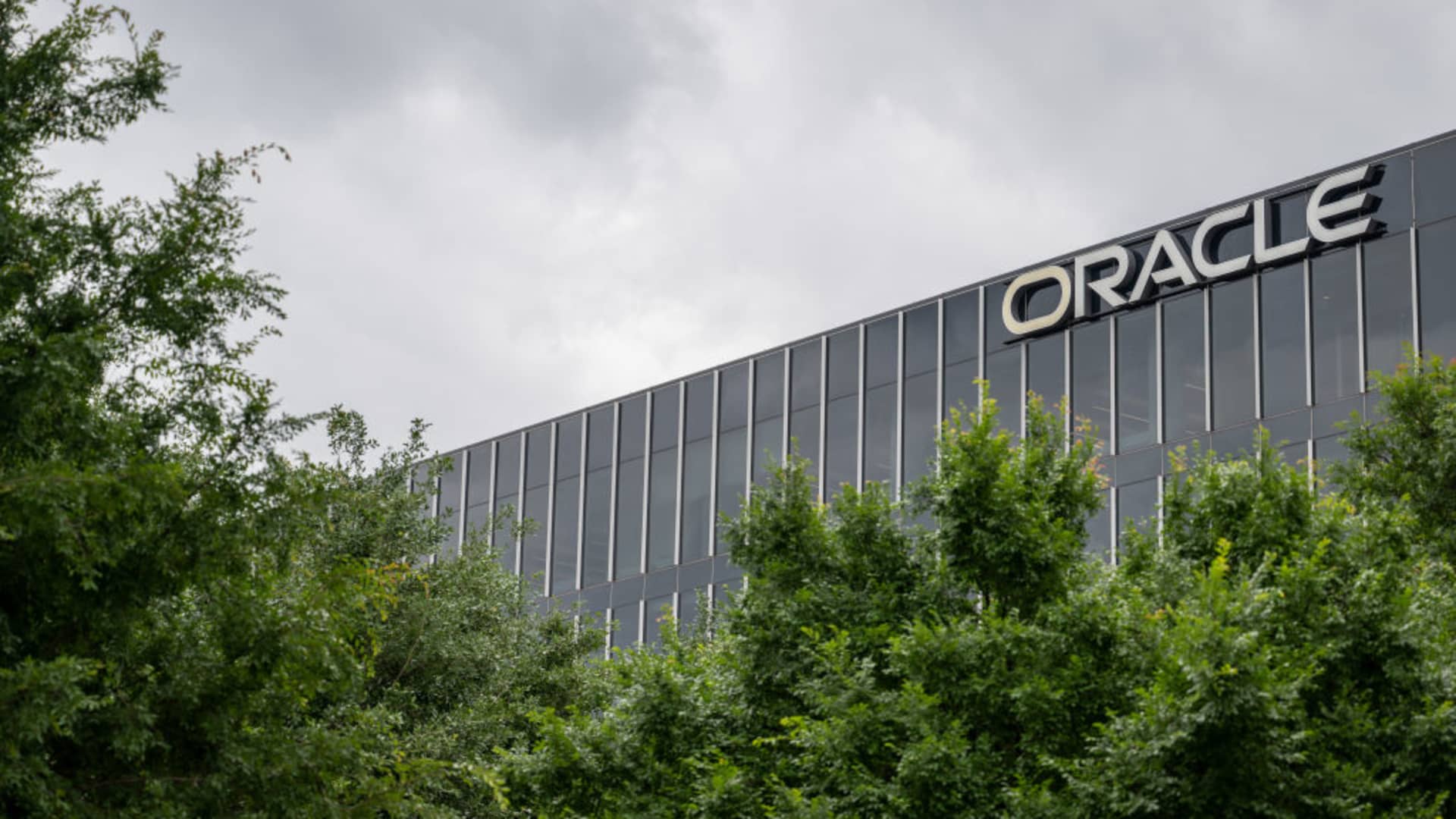 Stocks making the biggest moves after hours: Oracle, Rentokil, Rubrik and more