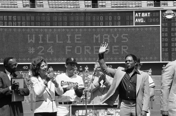 Mays waves to the crowd as the San Francisco Giants retire his No. 25 jersey, during Willie Mays Day before San Francisco's game against the New York Mets at Candlestick Park in San Francisco on August 20, 1983.