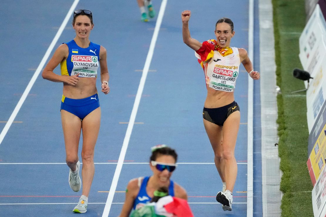 García-Caro celebrates before the finish line in Rome.