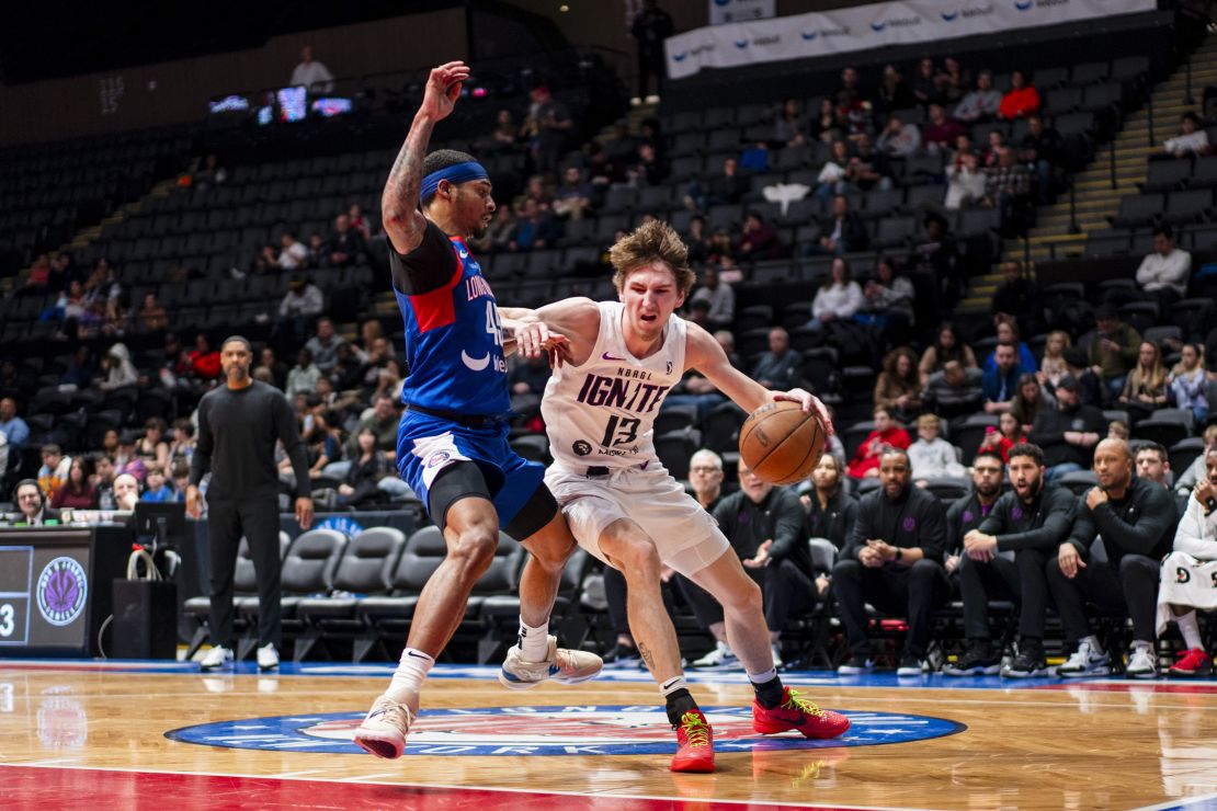 UNIONDALE, NY - MARCH 5: Matas Buzelis #13 of the G League Ignite drives to the basket during the game against the Long Island Nets on March 5, 2024 at Nassau Coliseum in Uniondale, New York. NOTE TO USER: User expressly acknowledges and agrees that, by downloading and/or using this Photograph, user is consenting to the terms and conditions of the Getty Images License Agreement. Mandatory Copyright Notice: Copyright 2024 NBAE (Photo by Mary Kate Ridgway/NBAE via Getty Images)